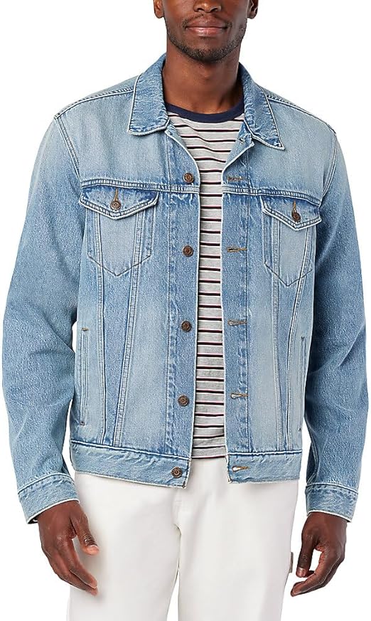 Men's Classic Button-Down Blue Denim Trucker Jacket